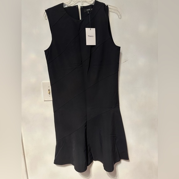 New Theory dress size 10 - Picture 8 of 10